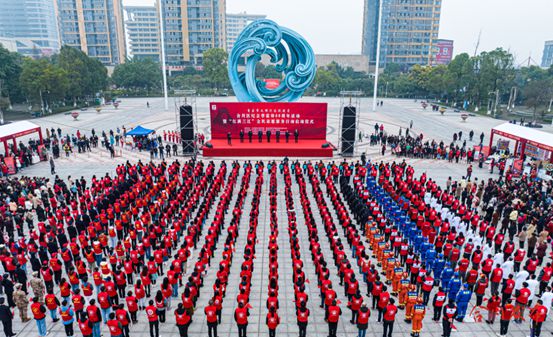 大学如何做好素质教育？重庆移通学院做到国内极致的完满教育kaiyun(图2)